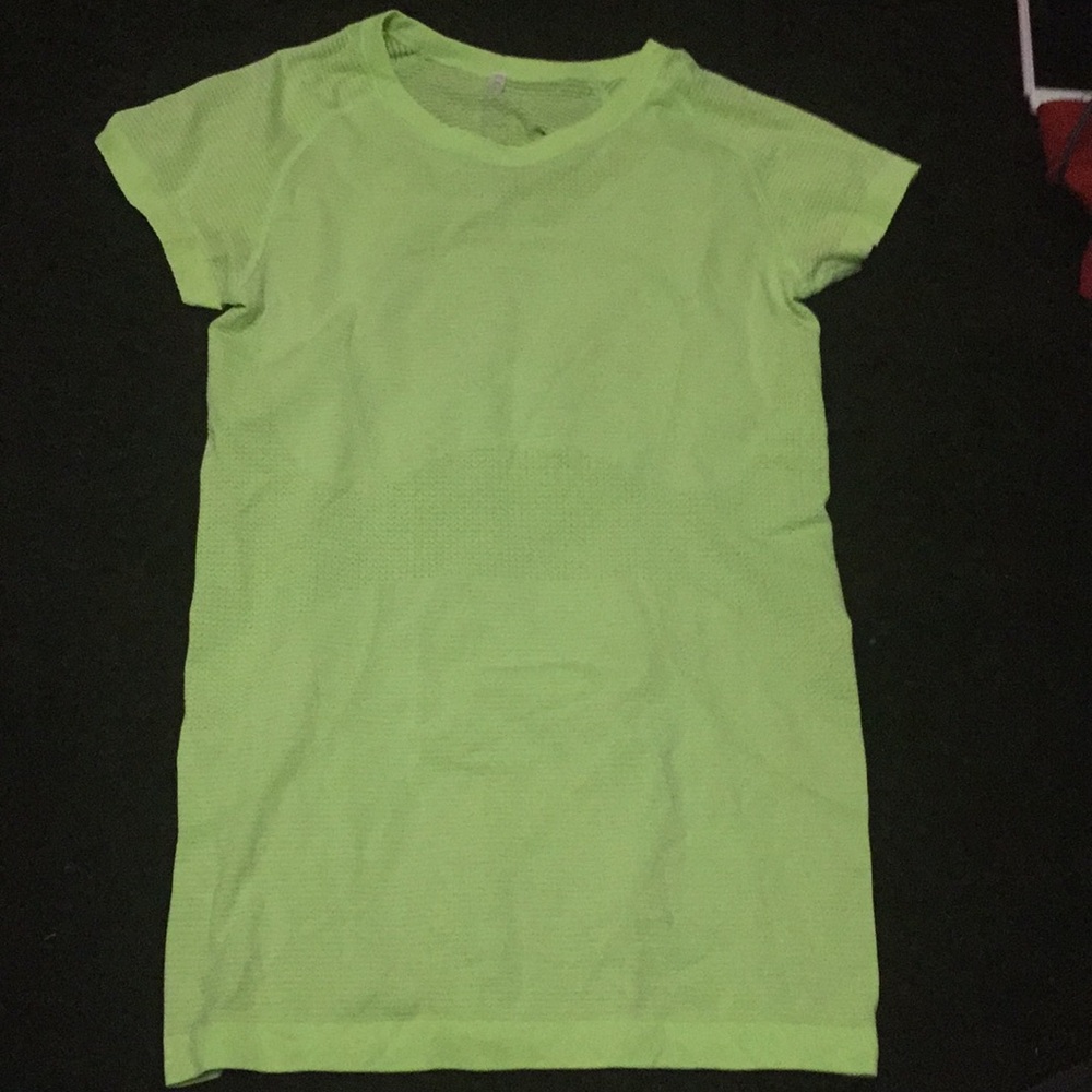 Lululemon shirt!!